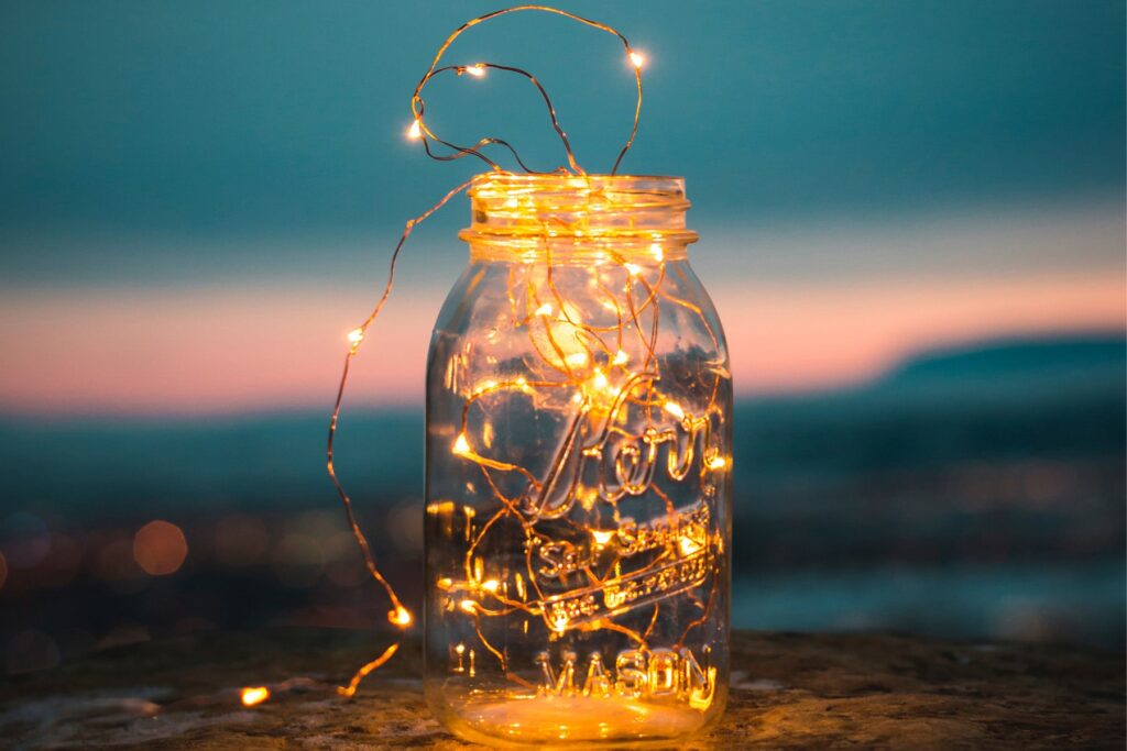 IMAGES LIGHT min